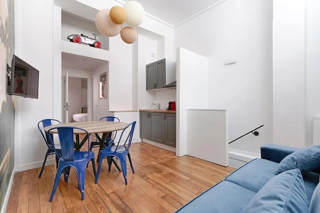 Cozy Duplex 6P - Arc De Triomphe Apartment Paris France